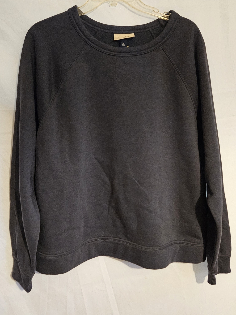 Universal Thread Men's Crewneck Sweatshirt - Charcoal